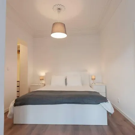 Appartement Spacious Basement In Alameda With Lovely Terrace! Lisboa