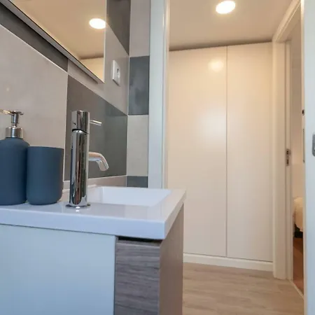 Appartement Spacious Basement In Alameda With Lovely Terrace! Lisboa