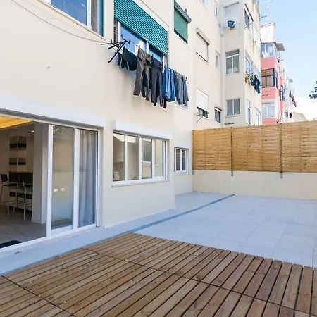 Spacious Basement In Alameda With Lovely Terrace! Daire *